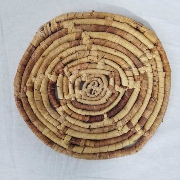 Wooden/wicker round Trivets two - Picture 5 of 11